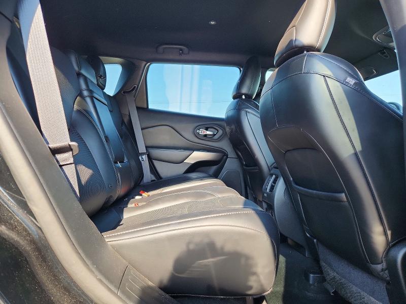 67709216 :رقم المزاد ، 1C4PJMDX5KD354067 vin ، 2019 Jeep Cherokee مزاد بيع