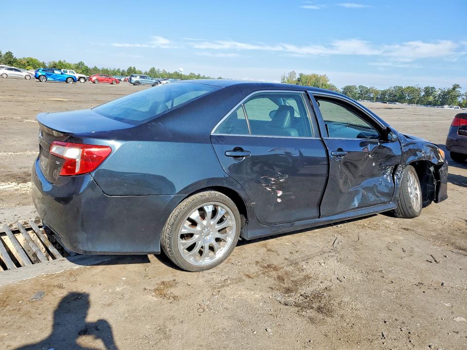 2012 Toyota Camry მანქანა იყიდება აუქციონზე, vin: 4T1BF1FK8CU060008, აუქციონის ნომერი: 69596126