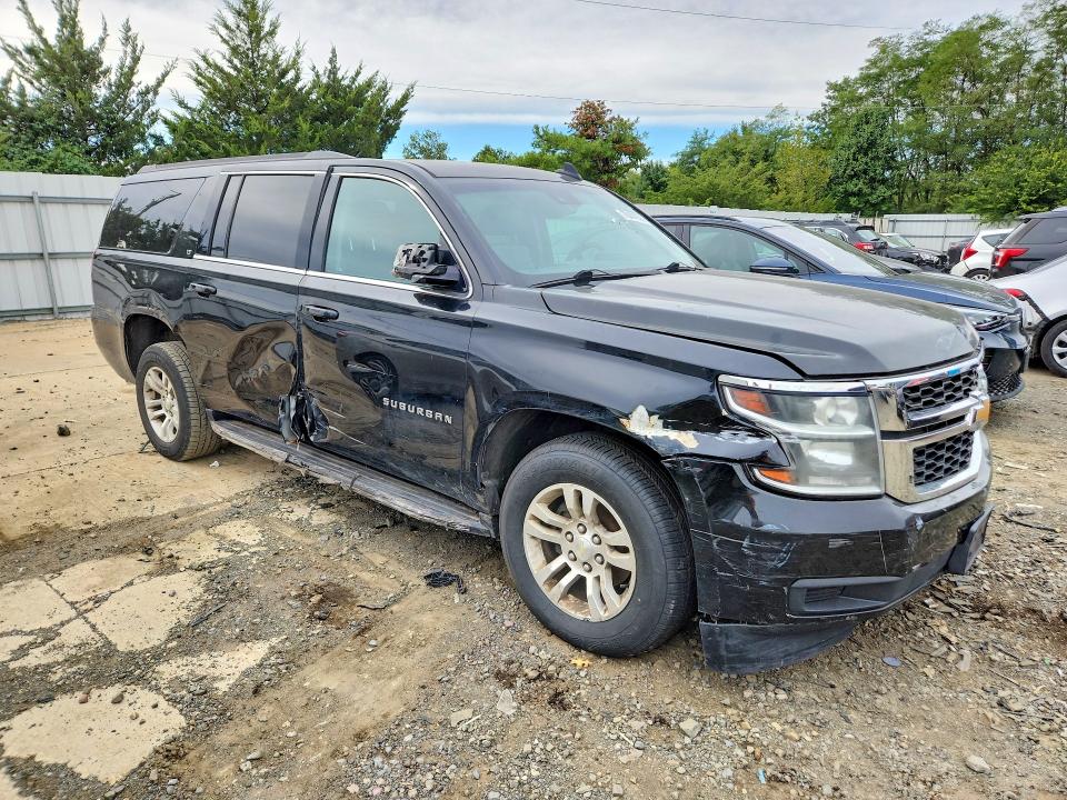 Продаж на аукціоні авто 2017 Chevrolet Suburban, vin: 1GNSKHKC1HR229827, номер лоту: 70441856