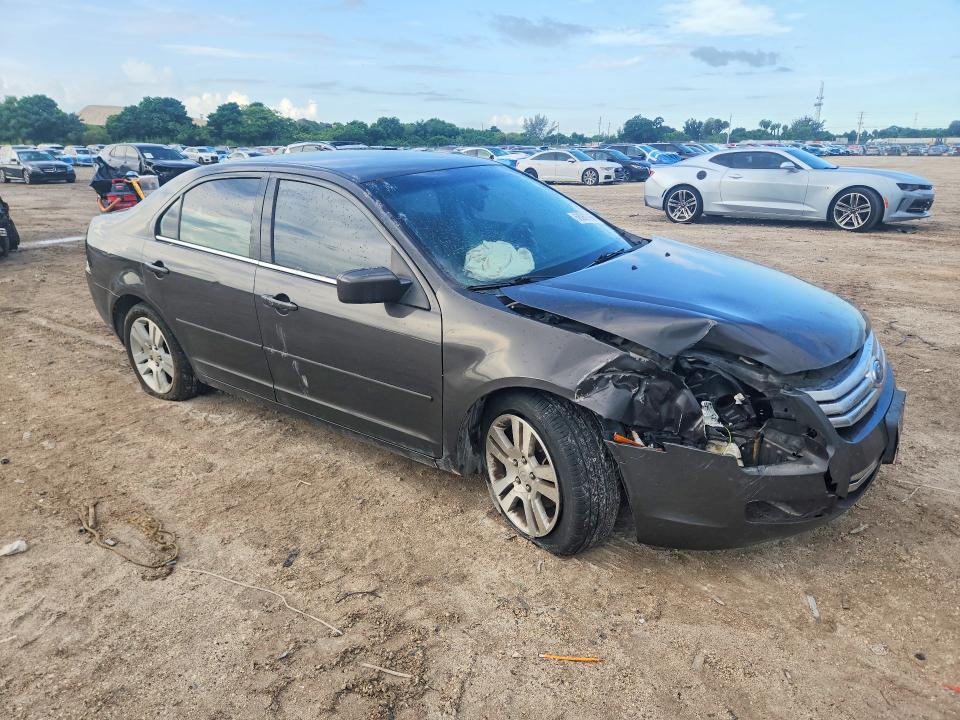 68069766 :رقم المزاد ، 3FAFP08106R102318 vin ، 2006 Ford Fusion مزاد بيع