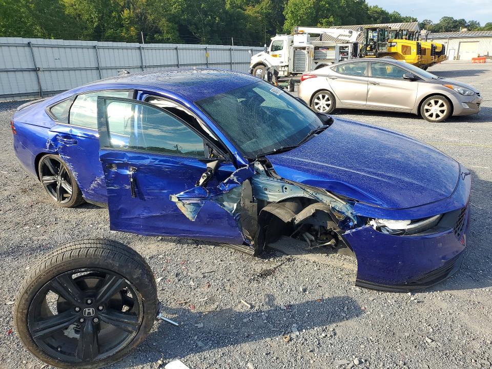 2023 Honda Accord მანქანა იყიდება აუქციონზე, vin: 1HGCY2F74PA017332, აუქციონის ნომერი: 68310566