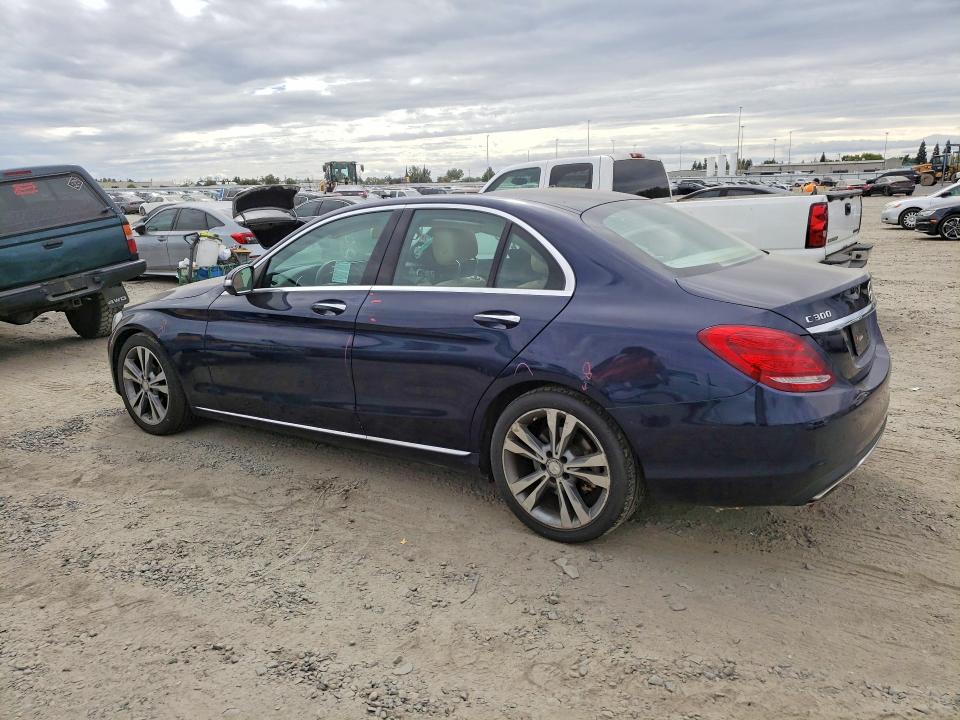 67916796 :رقم المزاد ، 55SWF4JB8FU045969 vin ، 2015 Mercedes-benz C مزاد بيع