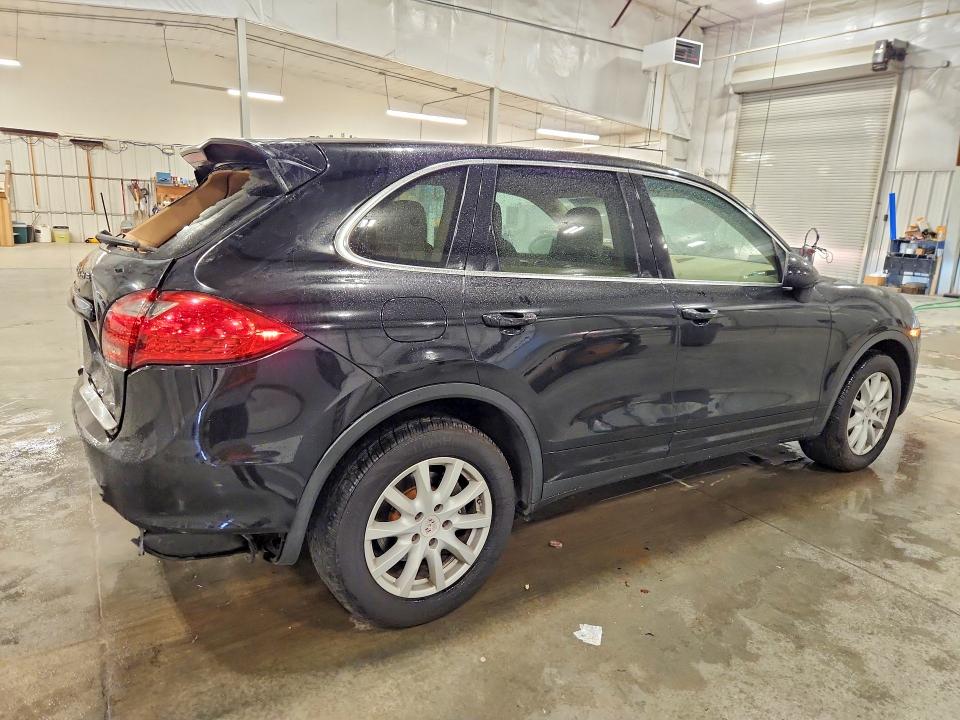 Продаж на аукціоні авто 2011 Porsche Cayenne, vin: WP1AA2A28BLA10465, номер лоту: 68496446