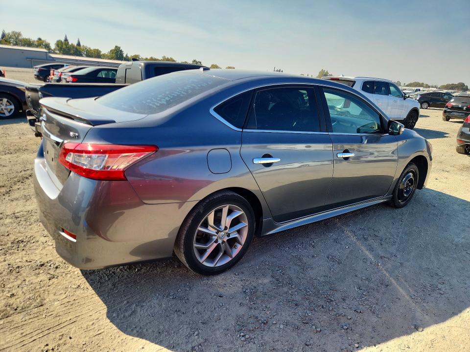 68870626 :رقم المزاد ، 3N1AB7APXFY371719 vin ، 2015 Nissan Sentra مزاد بيع