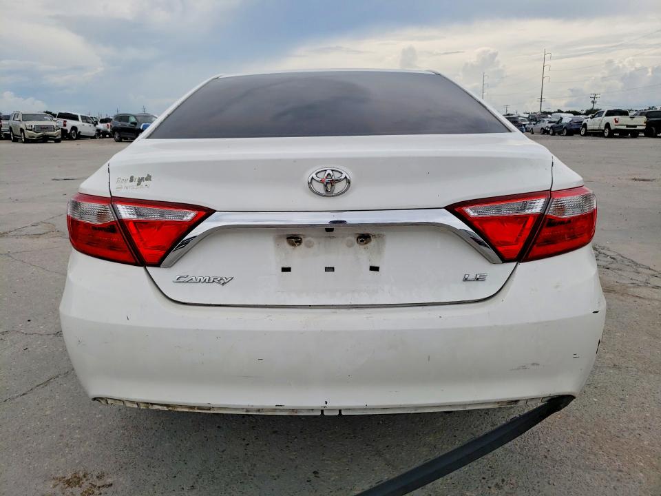 Продаж на аукціоні авто 2015 Toyota Camry, vin: 4T4BF1FK6FR512760, номер лоту: 68505776