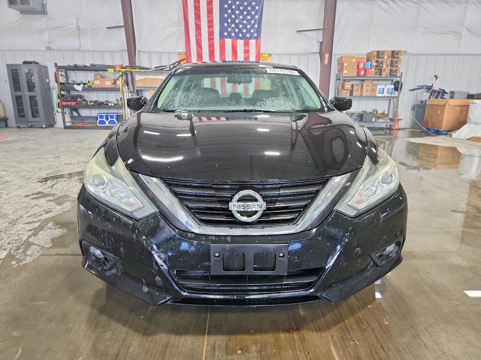 2018 Nissan Altima მანქანა იყიდება აუქციონზე, vin: 1N4AL3AP7JC110901, აუქციონის ნომერი: 69115136