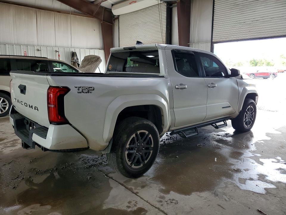 68398816 :رقم المزاد ، 3TYLB5JN9RT057956 vin ، 2024 Toyota Tacoma مزاد بيع