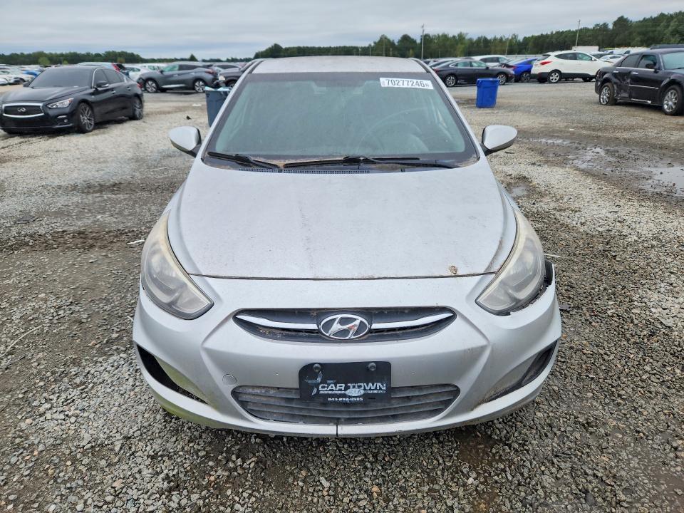 2015 Hyundai Accent მანქანა იყიდება აუქციონზე, vin: KMHCT5AE1FU208350, აუქციონის ნომერი: 70277246