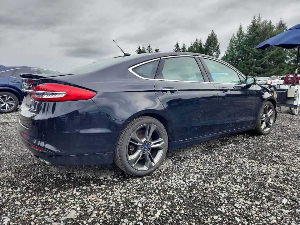 2018 Ford Fusion მანქანა იყიდება აუქციონზე, vin: 3FA6P0VP6JR111400, აუქციონის ნომერი: 70860396