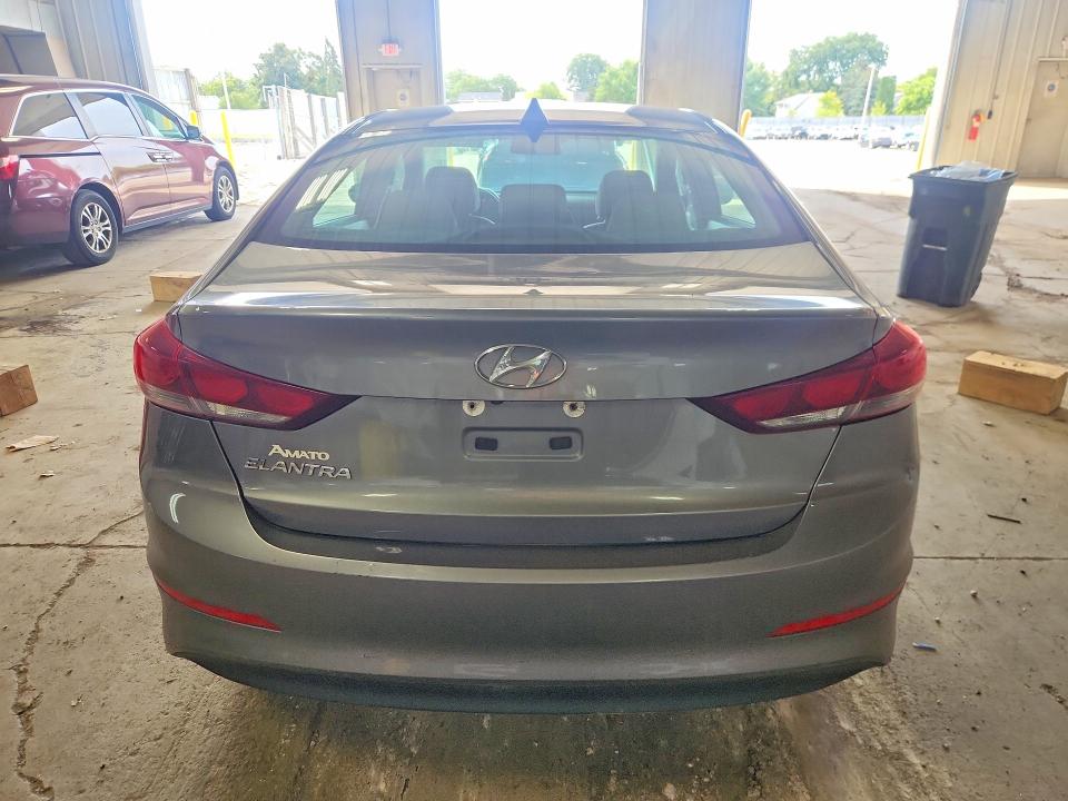 68204176 :رقم المزاد ، 5NPD84LF4JH296100 vin ، 2018 Hyundai Elantra مزاد بيع