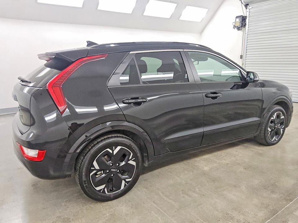 Продажа на аукционе авто 2023 Kia Niro, vin: KNDCR3L11P5034664, номер лота: 70365466