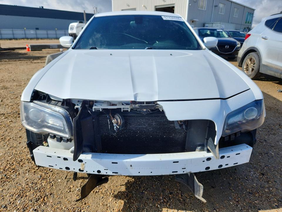 Продаж на аукціоні авто 2016 Chrysler 300, vin: 2C3CCABG4GH231434, номер лоту: 67430556