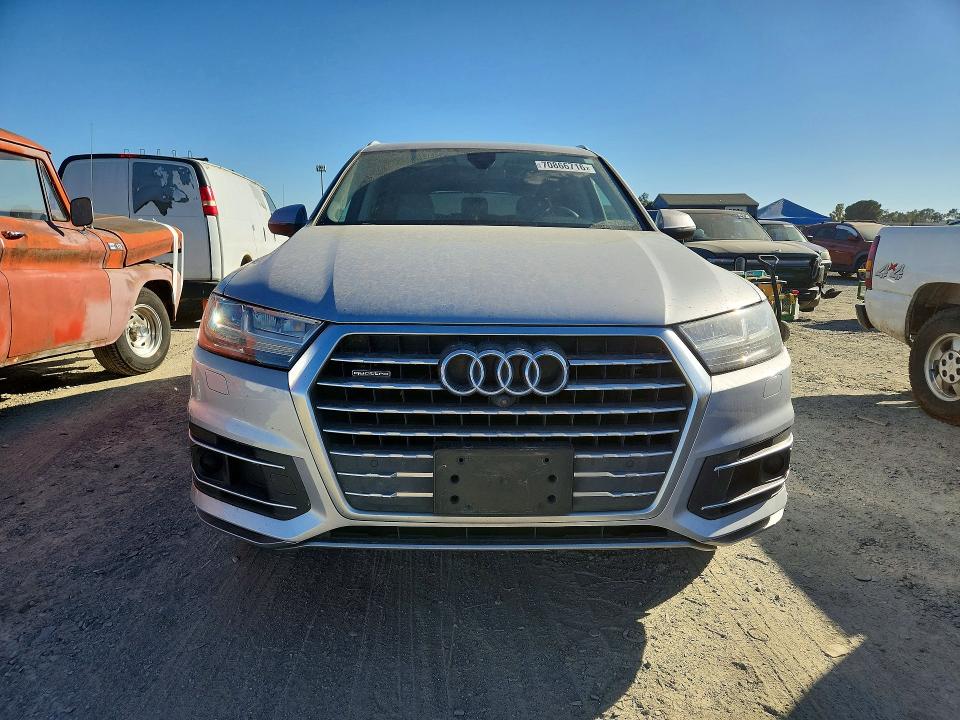 Продажа на аукционе авто 2018 Audi Q7, vin: WA1LHAF7XJD038646, номер лота: 70866716
