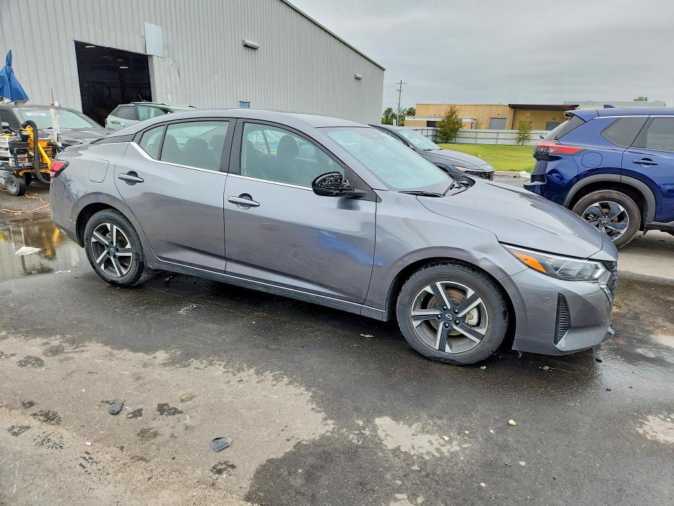 70550536 :رقم المزاد ، 3N1AB8CV4SY284166 vin ، 2025 Nissan Sentra مزاد بيع