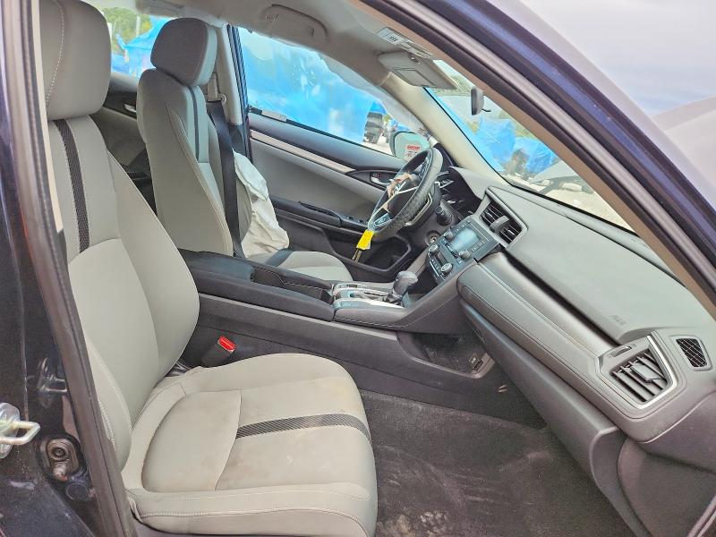 67603766 :رقم المزاد ، 19XFC2F58JE040206 vin ، 2018 Honda Civic مزاد بيع