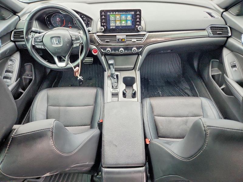 Auction sale of the 2020 Honda Accord, vin: 1HGCV1F32LA134577, lot number: 70519406