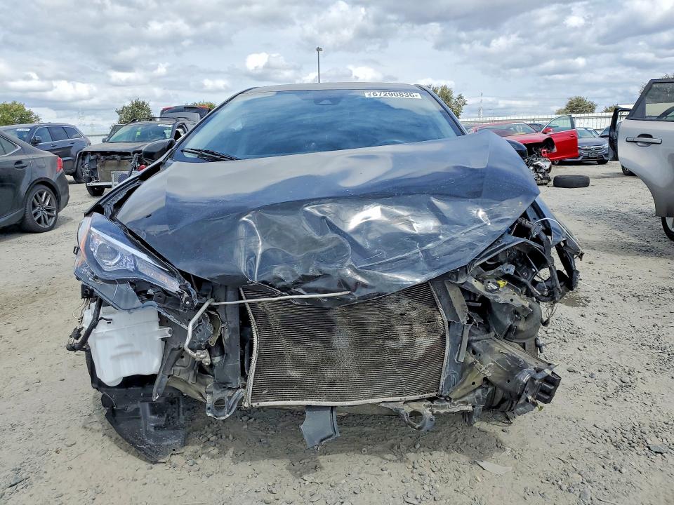 67290836 :رقم المزاد ، 2T1BURHE7KC138533 vin ، 2019 Toyota Corolla مزاد بيع