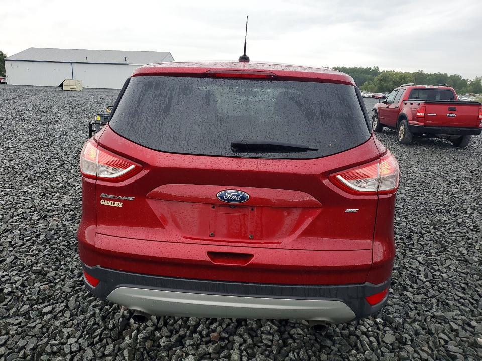 69361826 :رقم المزاد ، 1FMCU0G79FUA88807 vin ، 2015 Ford Escape مزاد بيع