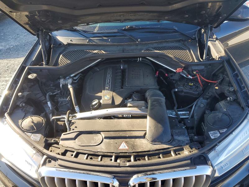 70836446 :رقم المزاد ، 5UXKR0C52F0K71820 vin ، 2015 Bmw X5 مزاد بيع