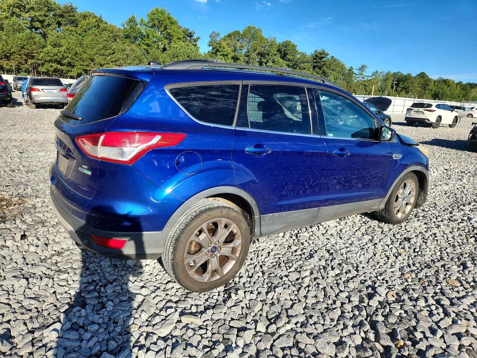 2015 Ford Escape მანქანა იყიდება აუქციონზე, vin: 1FMCU0GX7FUA57913, აუქციონის ნომერი: 70821956