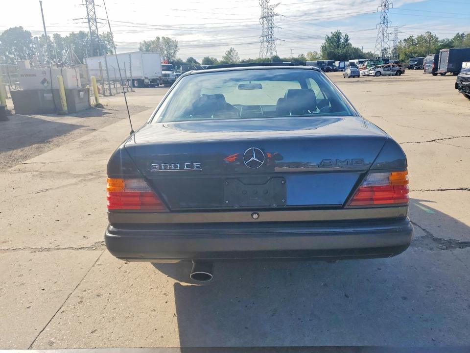 Aukcja sprzedaży 1989 Mercedes-benz 300, vin: WDBEA50D6KB004417, numer aukcji: 70434756