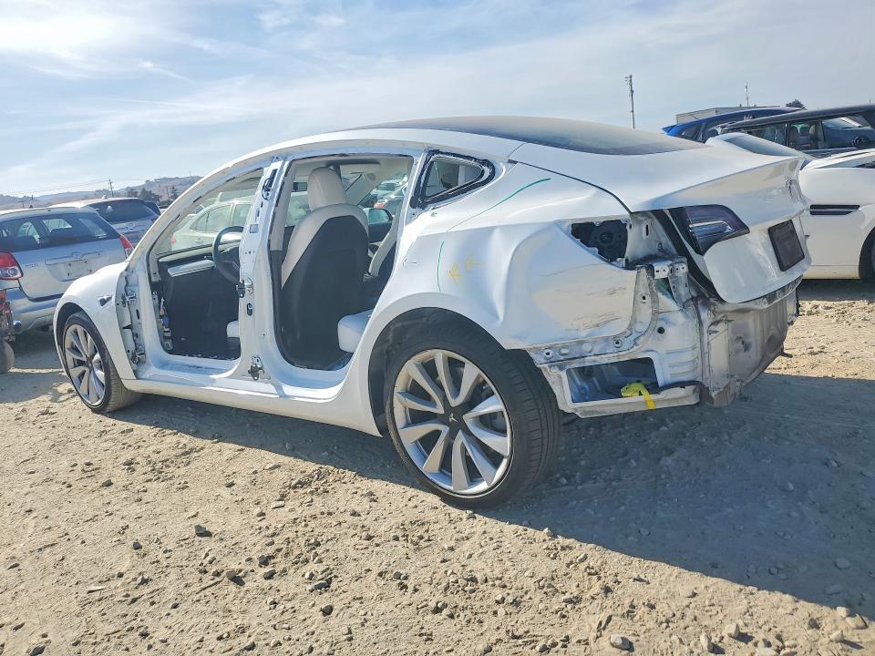 2020 Tesla Model 3 მანქანა იყიდება აუქციონზე, vin: 5YJ3E1EB4LF640474, აუქციონის ნომერი: 70467506