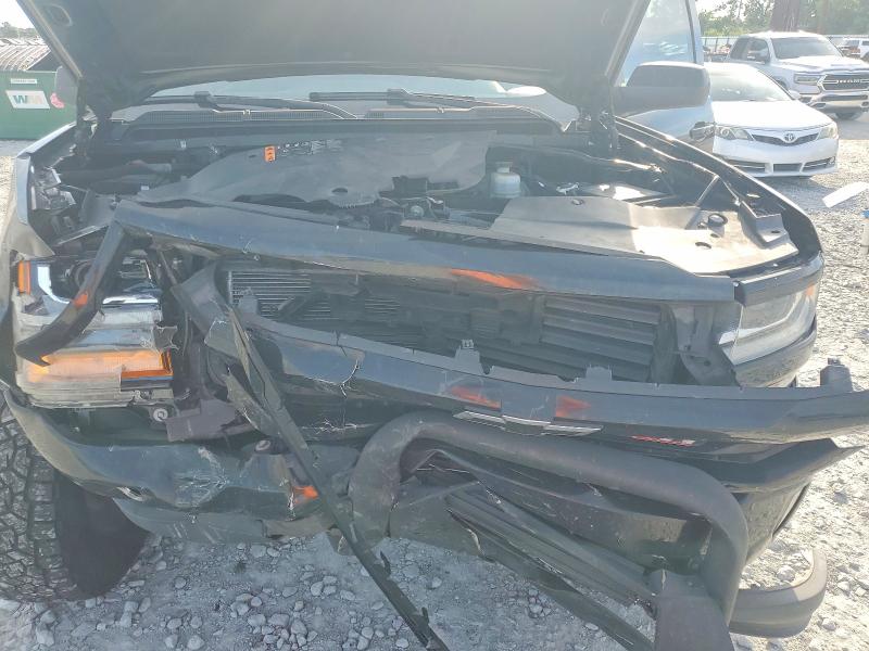 70272626 :رقم المزاد ، 3GCUKREC4JG479149 vin ، 2018 Chevrolet Silverado مزاد بيع