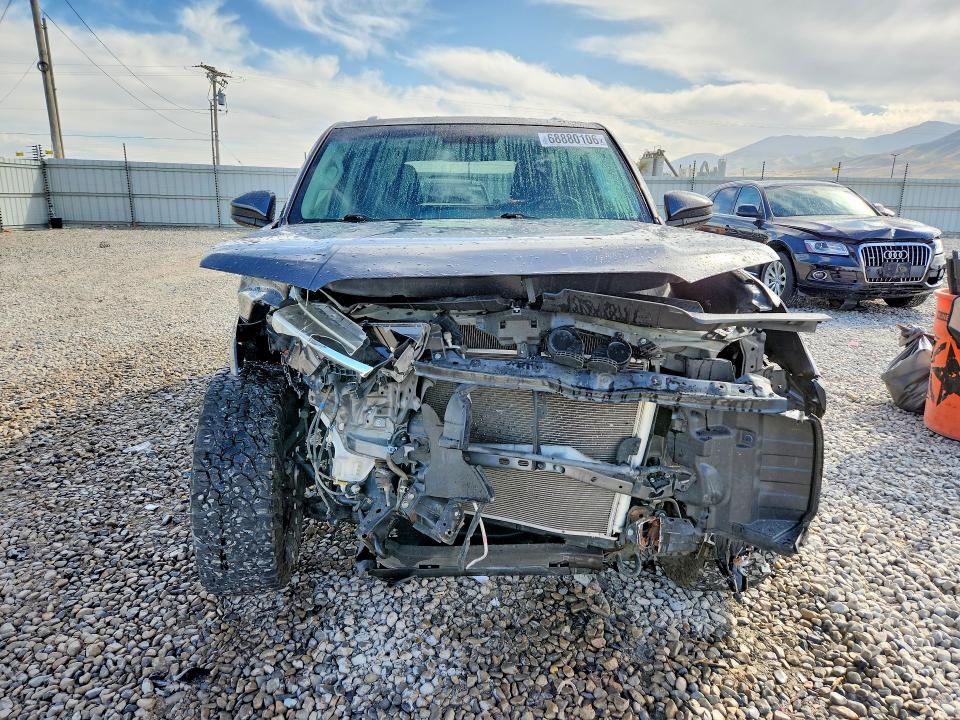 Продажа на аукционе авто 2015 Toyota 4runner, vin: JTEBU5JR0F5245637, номер лота: 68880106