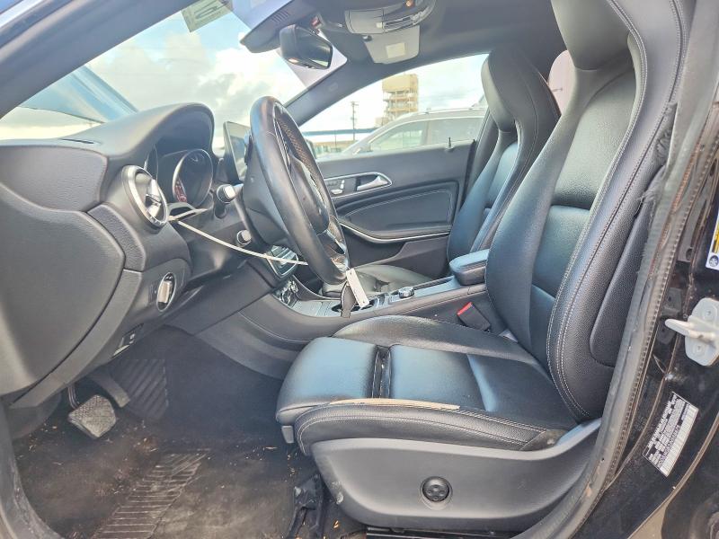 67181136 :رقم المزاد ، WDDSJ4GB3JN558875 vin ، 2018 Mercedes-benz Cla مزاد بيع