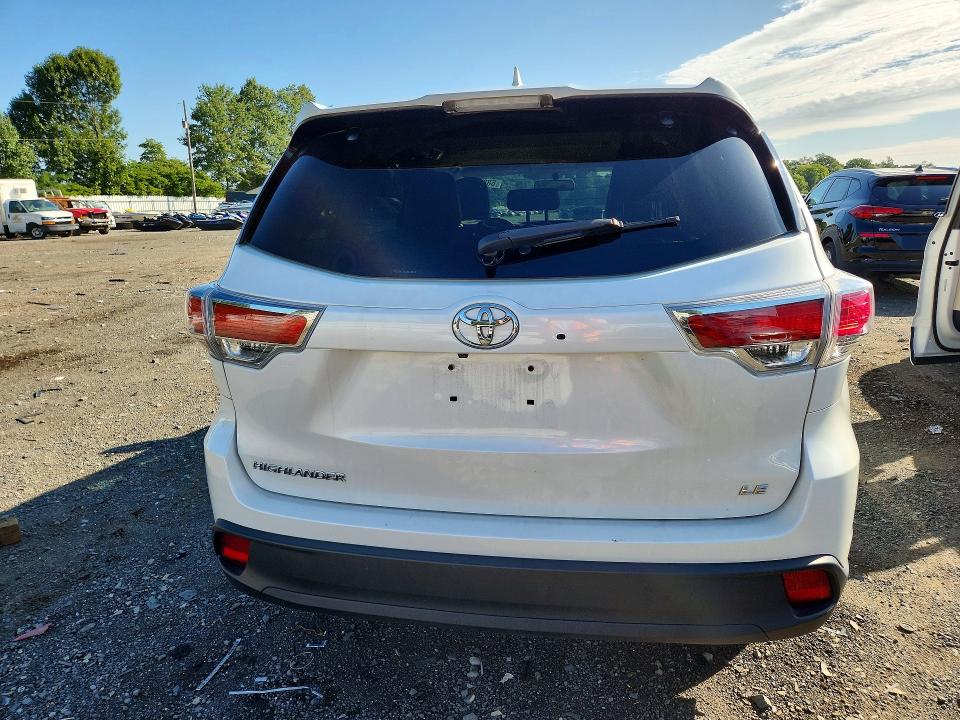 2016 Toyota Highlander მანქანა იყიდება აუქციონზე, vin: 5TDZKRFH6GS158904, აუქციონის ნომერი: 68800526