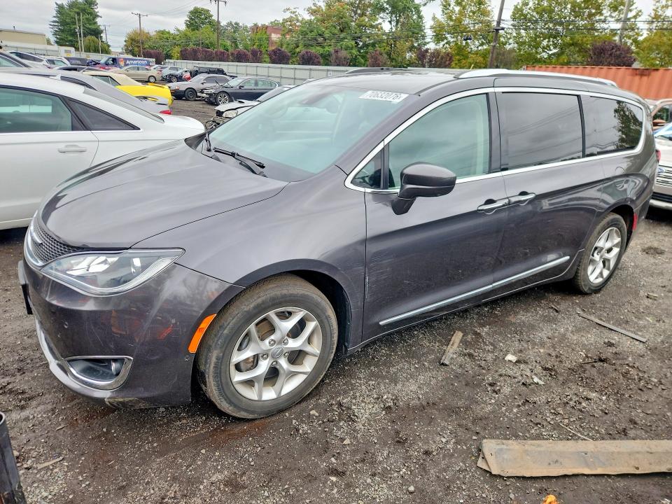Auction sale of the 2018 Chrysler Pacifica, vin: 2C4RC1EG4JR197580, lot number: 70632076