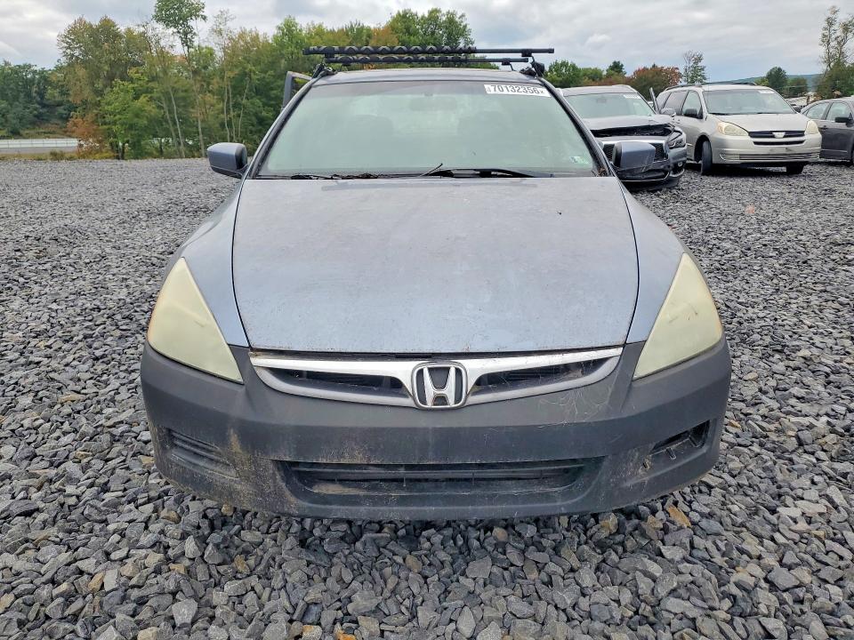 2007 Honda Accord მანქანა იყიდება აუქციონზე, vin: 1HGCM56727A105471, აუქციონის ნომერი: 70132356