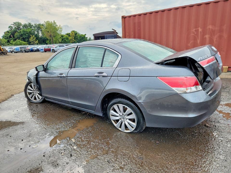 68700616 :رقم المزاد ، 1HGCP2F70CA173297 vin ، 2012 Honda Accord مزاد بيع