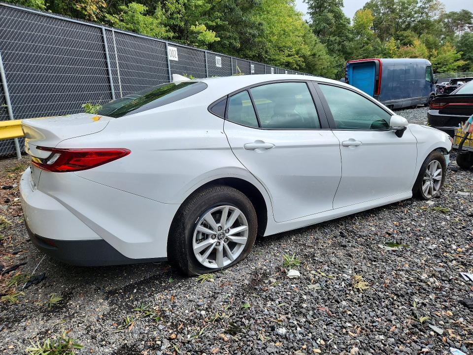 Продаж на аукціоні авто 2026 Toyota Camry, vin: 4T1DAACK4TU679913, номер лоту: 70061186