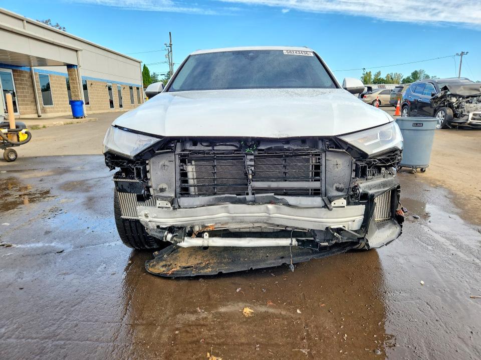 68243436 :رقم المزاد ، WA1LXBF74ND015216 vin ، 2022 Audi Q7 مزاد بيع