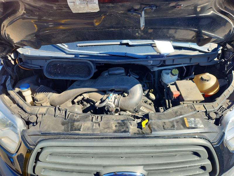 68039606 :رقم المزاد ، 1FBAX2XM0KKA82652 vin ، 2019 Ford Transit مزاد بيع
