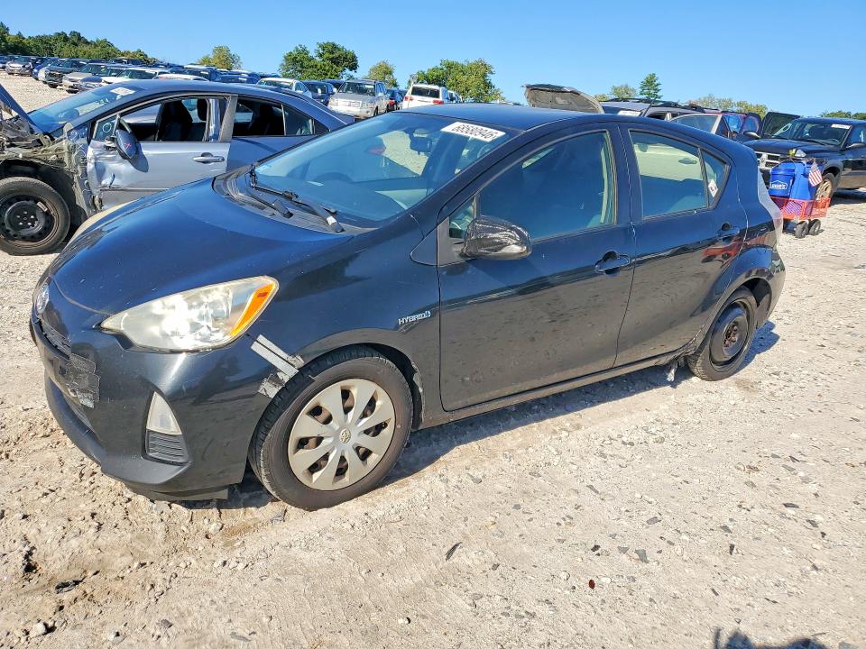 68580946 :رقم المزاد ، JTDKDTB35C1513488 vin ، 2012 Toyota Prius C مزاد بيع