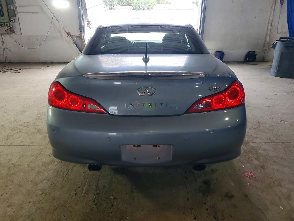 Продаж на аукціоні авто 2015 Infiniti Q60 Convertible, vin: JN1CV6FE4FM810899, номер лоту: 69953786