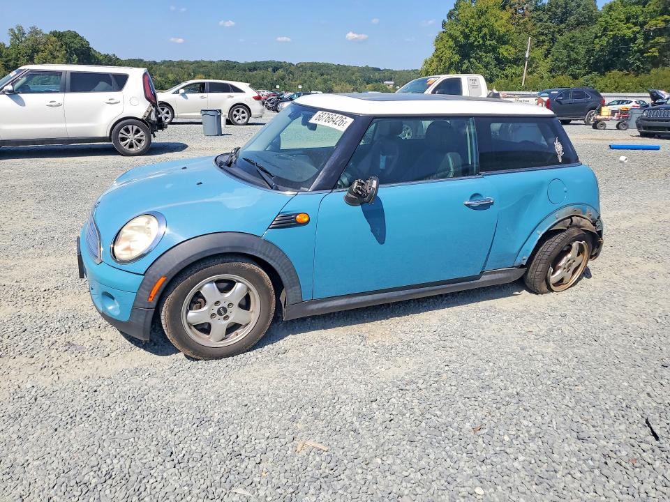 Auction sale of the 2009 Mini Cooper, vin: WMWMF33559TU74835, lot number: 68766426