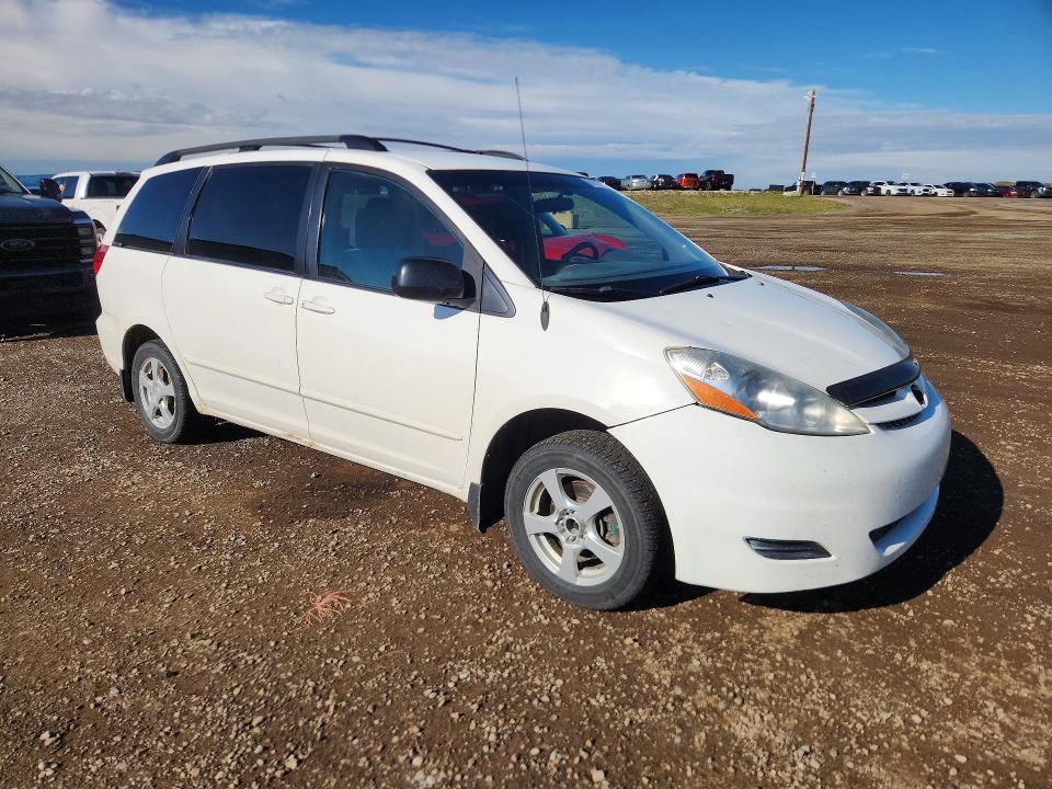 Продажа на аукционе авто 2007 Toyota Sienna, vin: 5TDZK23C97S053015, номер лота: 67415146