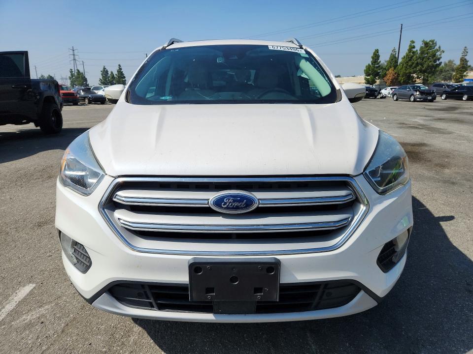 Продаж на аукціоні авто 2018 Ford Escape, vin: 1FMCU9J9XJUA24668, номер лоту: 67753406
