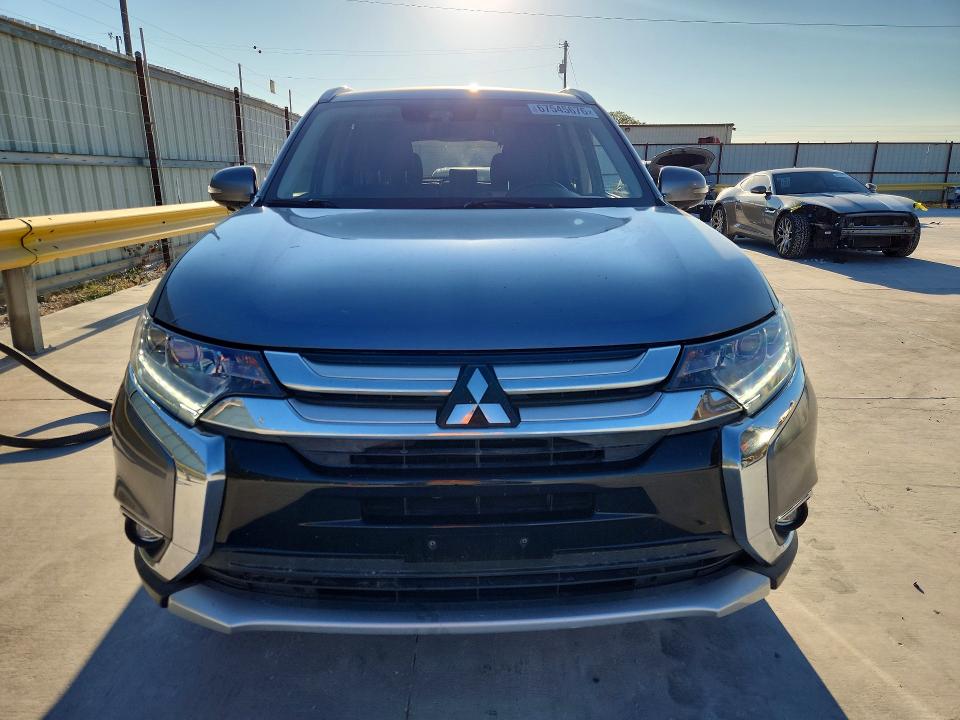67545676 :رقم المزاد ، JA4JZ4AX1JZ010296 vin ، 2018 Mitsubishi Outlander مزاد بيع
