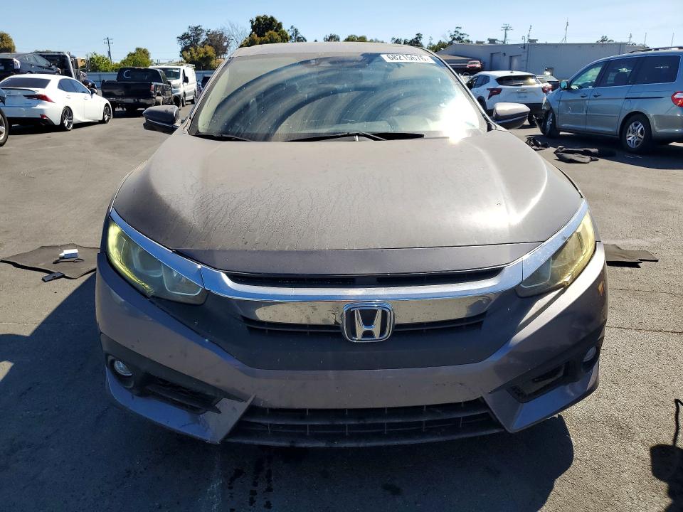 2016 Honda Civic მანქანა იყიდება აუქციონზე, vin: 19XFC1F92GE031085, აუქციონის ნომერი: 68215676
