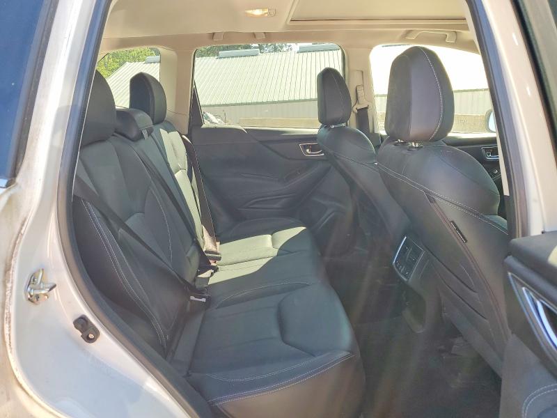 68204736 :رقم المزاد ، JF2SKAWC3KH553368 vin ، 2019 Subaru Forester مزاد بيع