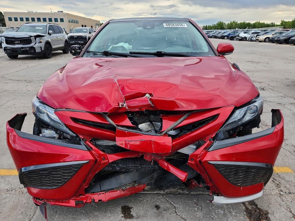 Продаж на аукціоні авто 2022 Toyota Camry, vin: 4T1K61BK0NU048668, номер лоту: 68583056