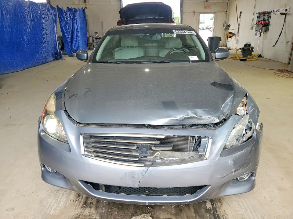 Продаж на аукціоні авто 2015 Infiniti Q60 Convertible, vin: JN1CV6FE4FM810899, номер лоту: 69953786