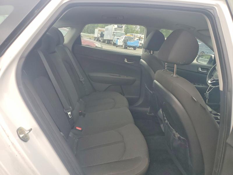 Auction sale of the 2018 Kia Optima, vin: 5XXGT4L34JG267774, lot number: 69725846