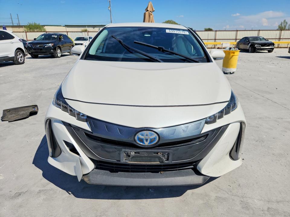 Продажа на аукционе авто 2020 Toyota Prius Prime, vin: JTDKARFP5L3127263, номер лота: 69915576