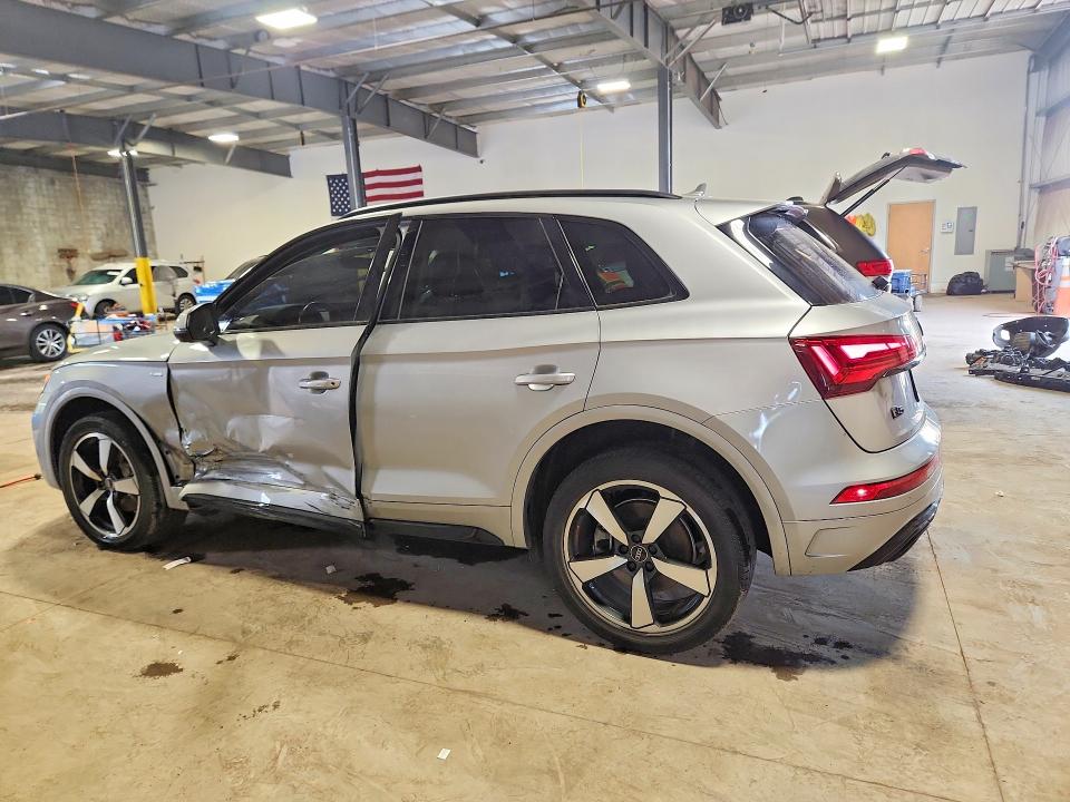 69112766 :رقم المزاد ، WA1EAAFY4N2081841 vin ، 2022 Audi Q5 مزاد بيع