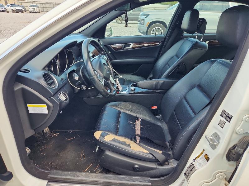 67011586 :رقم المزاد ، WDDGF4HB7EA952561 vin ، 2014 Mercedes-benz C مزاد بيع